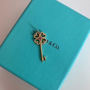 pink sapphire 18K rose gold fancy heart key charm